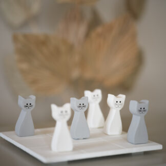 Tre i rad/Luffarschack Katt grå