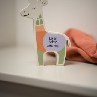 Stående Giraff i trä H15cm