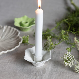 SPIRA vit ljusstake från Storefactory